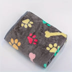 Cozy Bone-Pattern Dog Blanket for Small & Medium Dogs - Soft Warm Machine-Washable Pet Bedspread for Kennels, Crates, Sofas & Beds, Comfortable All-Season Dog Throw Blanket